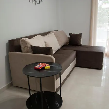 Mina's Spacious : June '23 Renovated *