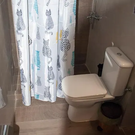 Mina's Spacious : June '23 Renovated סלוניקי