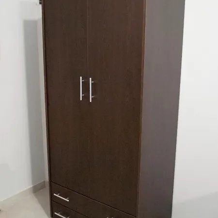 Mina's Spacious : June '23 Renovated Θεσσαλονίκη